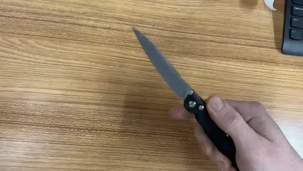 Button lock kilit türü illüstrasyonu