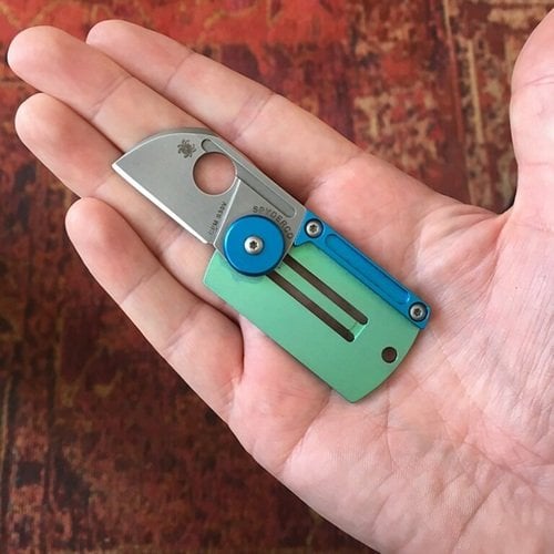 Spyderco Dog Tag