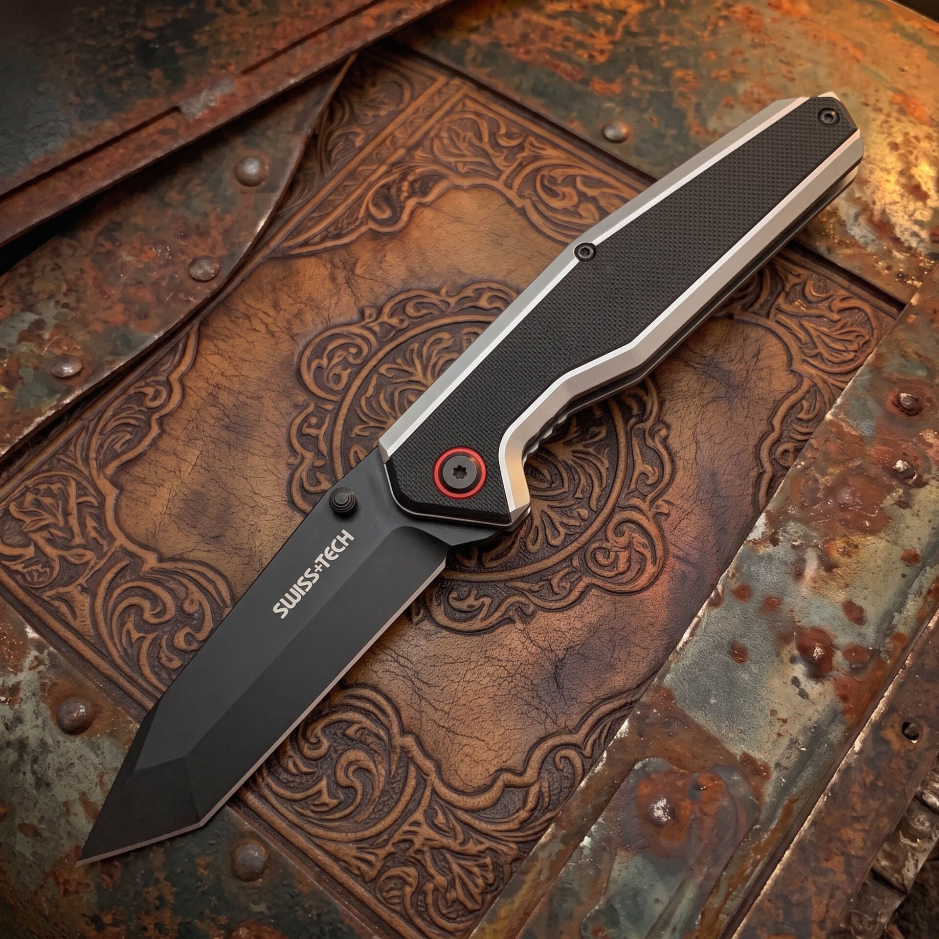 Swiss Tech AUS-8 Tanto Çakı