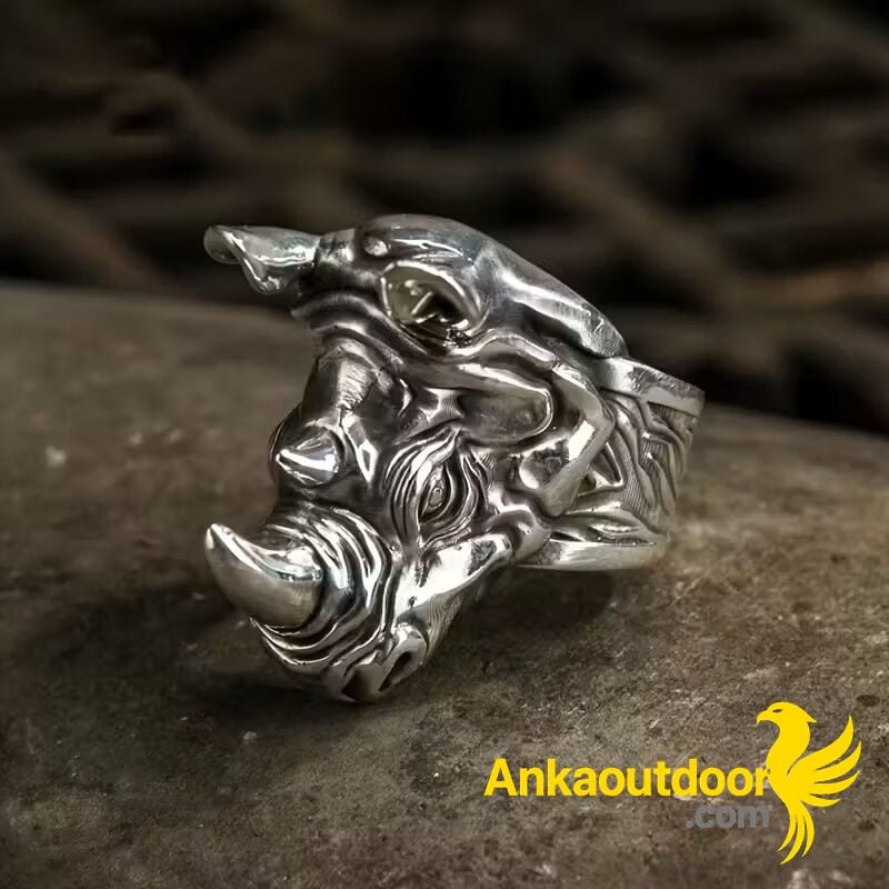 Gergedan Başlı Savunma Yüzüğü